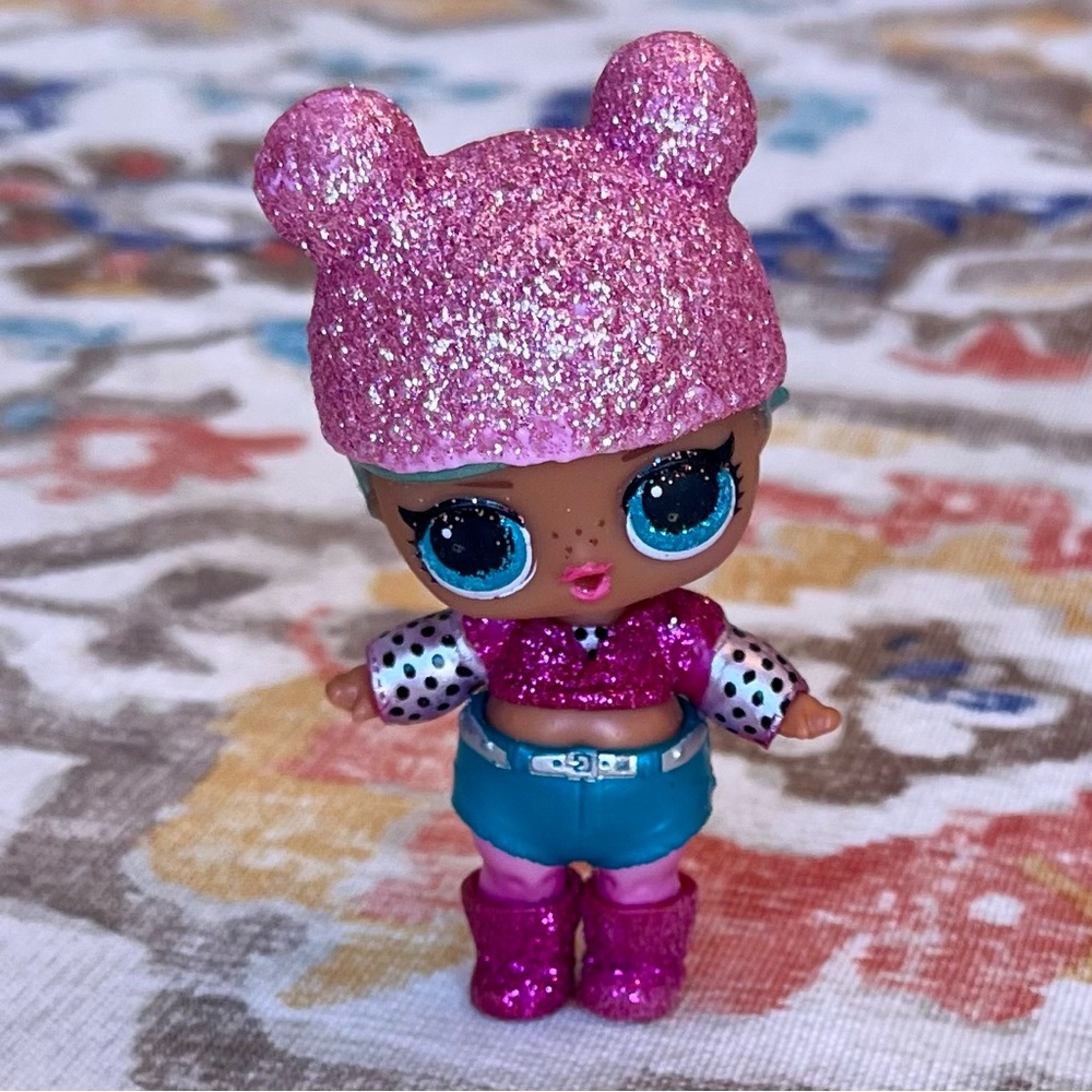 LOL Surprise Glam Glitter Series 2 Brrr BB Doll